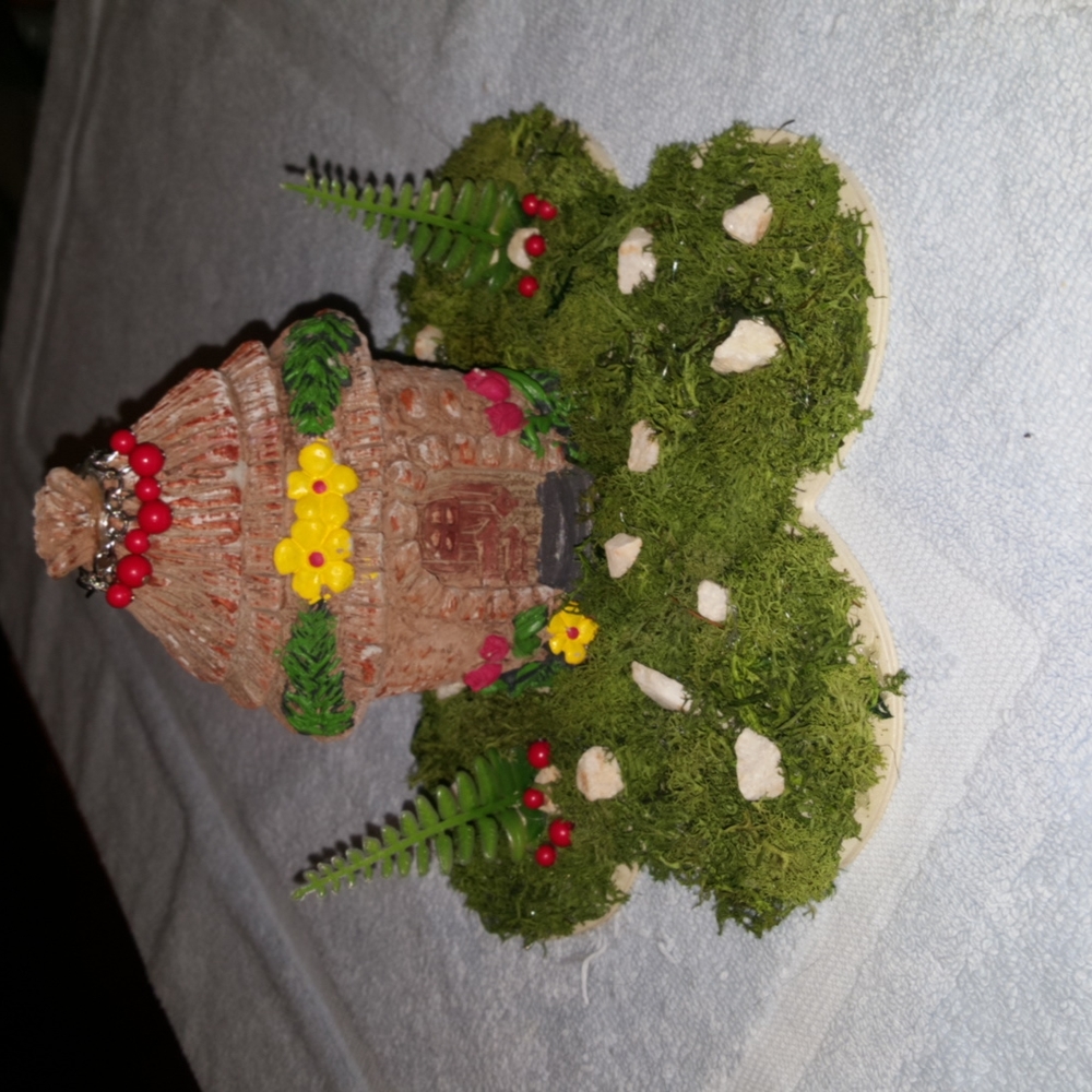 Gnome village house fancied w/ paparazzi jewelry!